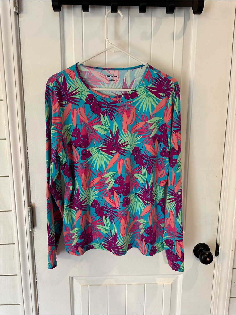Lands' End Women's Tropical Print Long Sleeve Crewneck  swim Top rash guard